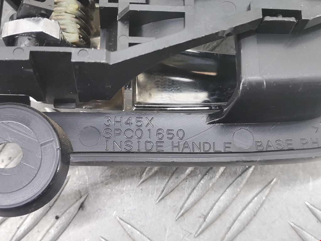 Ручка дверная задняя внутренняя правая MITSUBISHI Outlander XL 2006-2012