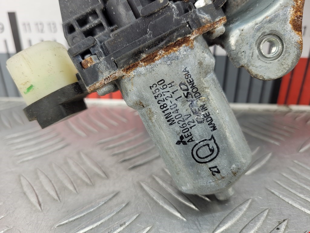 Стеклоподъемник передний левый MITSUBISHI L200 KB 2006-2015