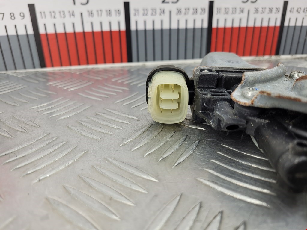 Стеклоподъемник передний левый MITSUBISHI L200 KB 2006-2015