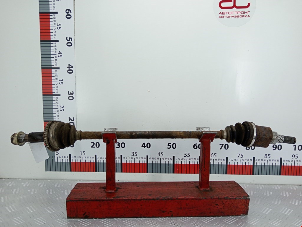 Полуось (привод, приводной вал) задняя правая NISSAN X-Trail T30 2000-2007