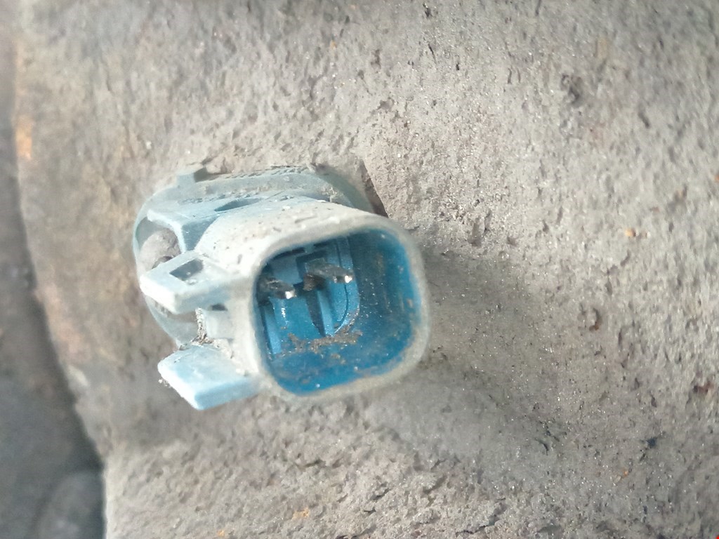 Ступица передняя правая FORD Focus II 2005-2011