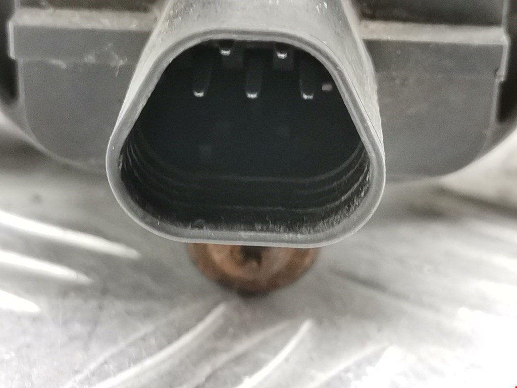 Расходомер воздуха (массметр, датчик ДМРВ) OPEL Corsa D 2006-2014