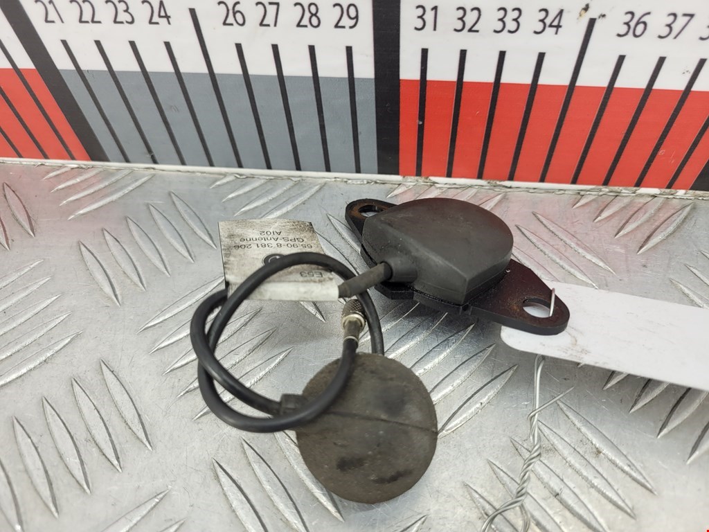 Антенна LAND ROVER Range Rover 2002-2012