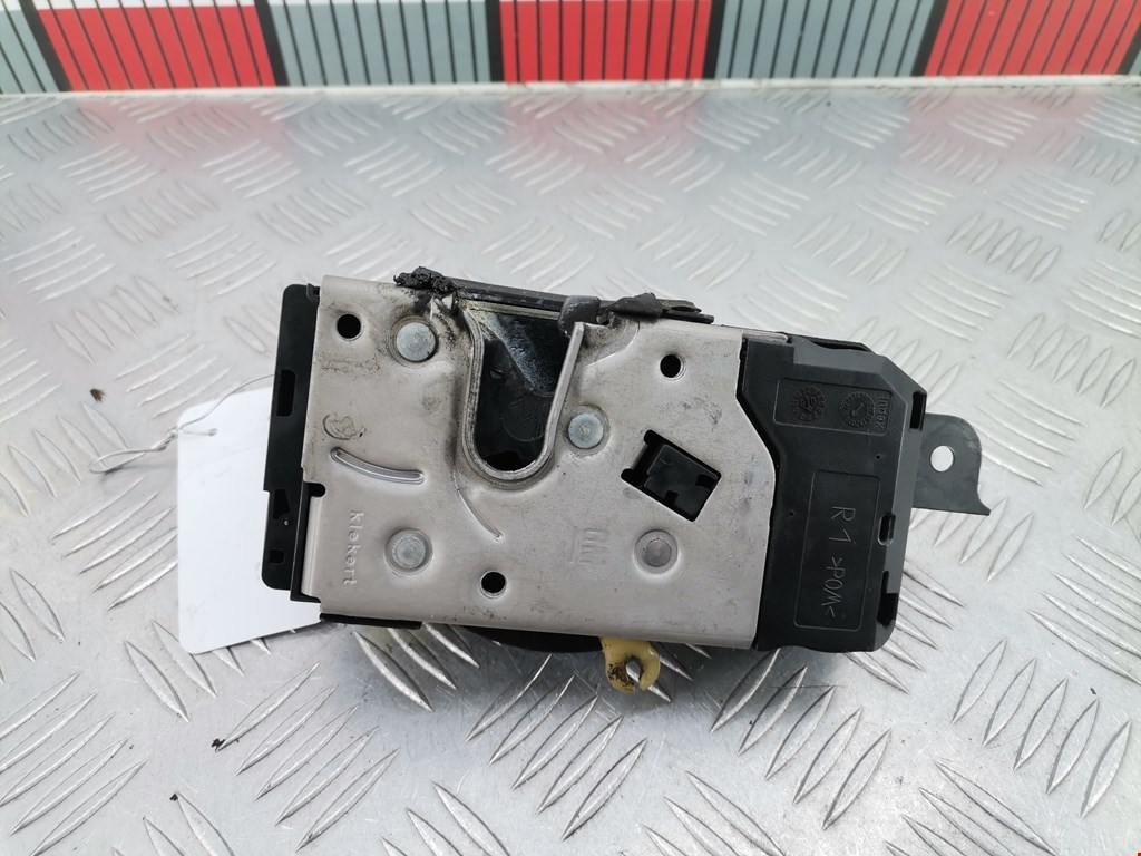 Замок двери передней правой OPEL Astra H/Family 2004-2015