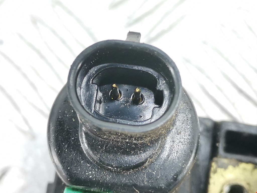 Замок двери задней левой JEEP Cherokee XJ 1984-2001