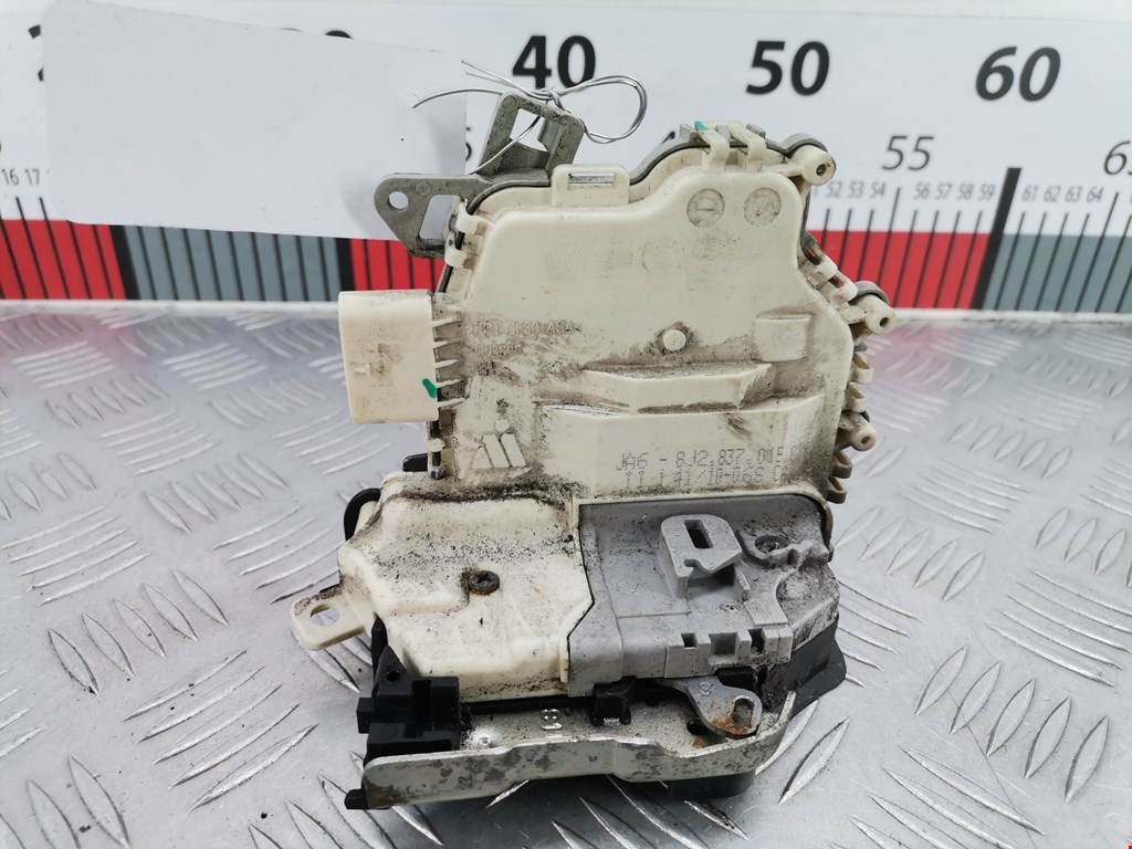 Замок двери передней левой AUDI A5 2007-2016