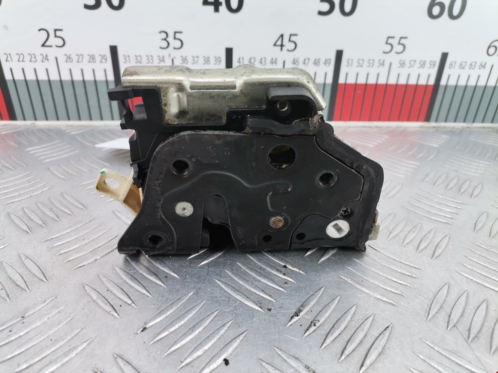 Замок двери передней левой AUDI A5 2007-2016