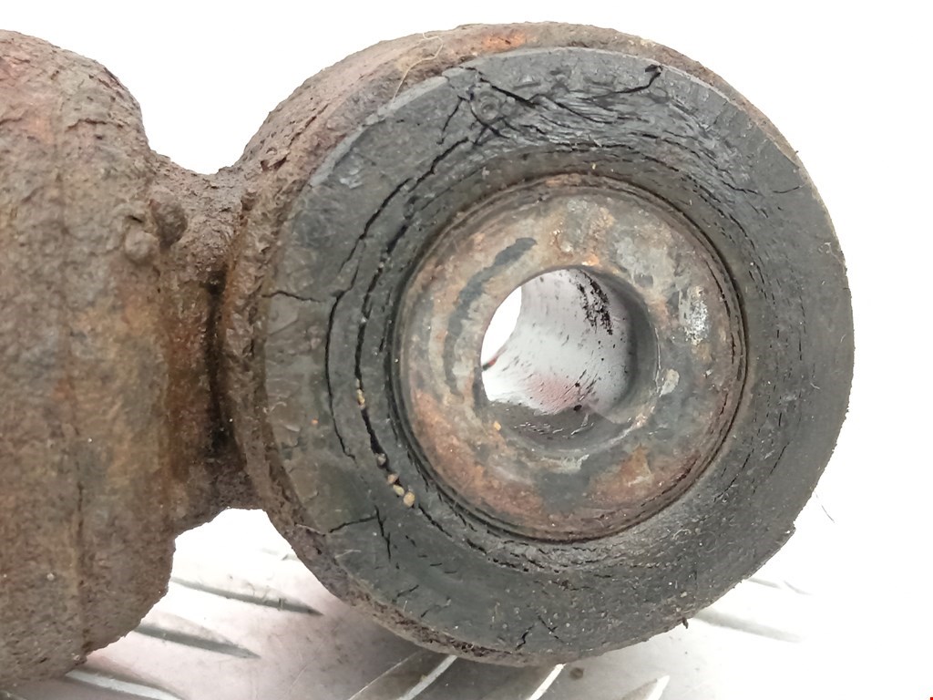 Амортизатор задний левый JEEP Grand Cherokee WK 2004-2010