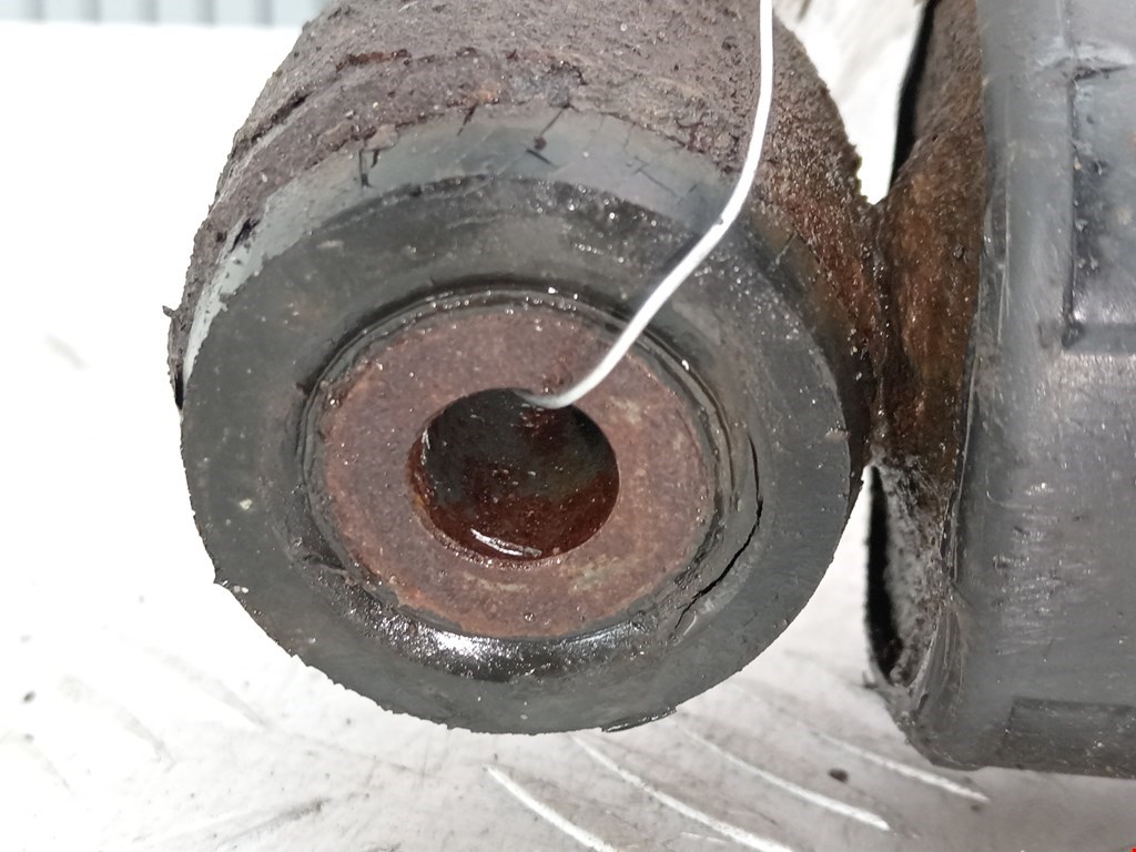 Амортизатор задний правый JEEP Grand Cherokee WK 2004-2010