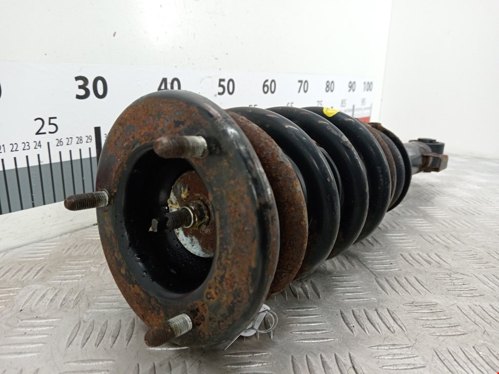 Амортизатор передний левый MITSUBISHI L200 KB 2006-2015