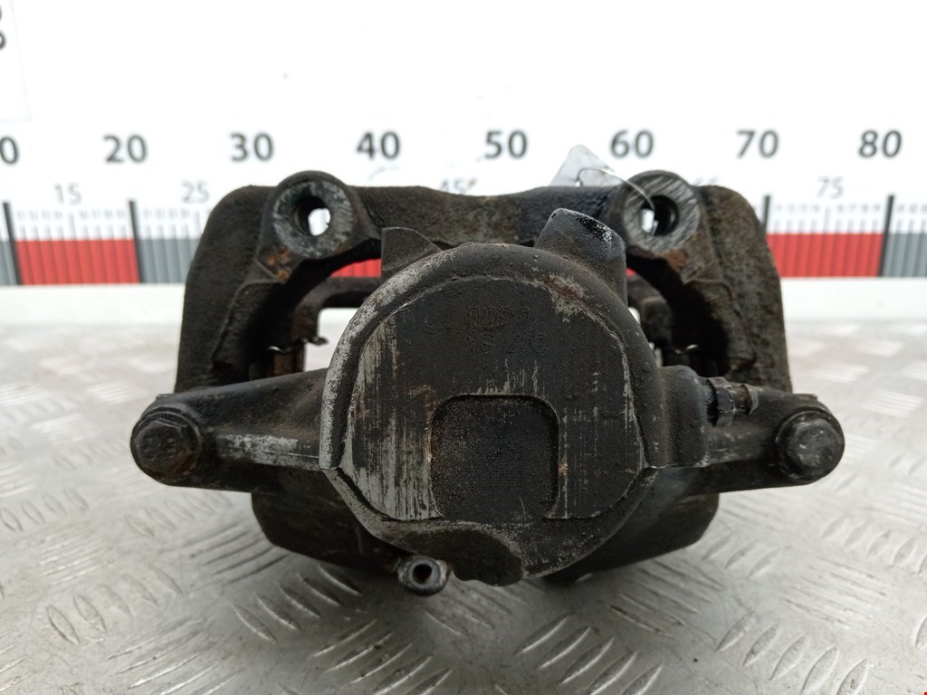 Суппорт передний правый MERCEDES-BENZ C-Class C-klasse W204 2007-2015