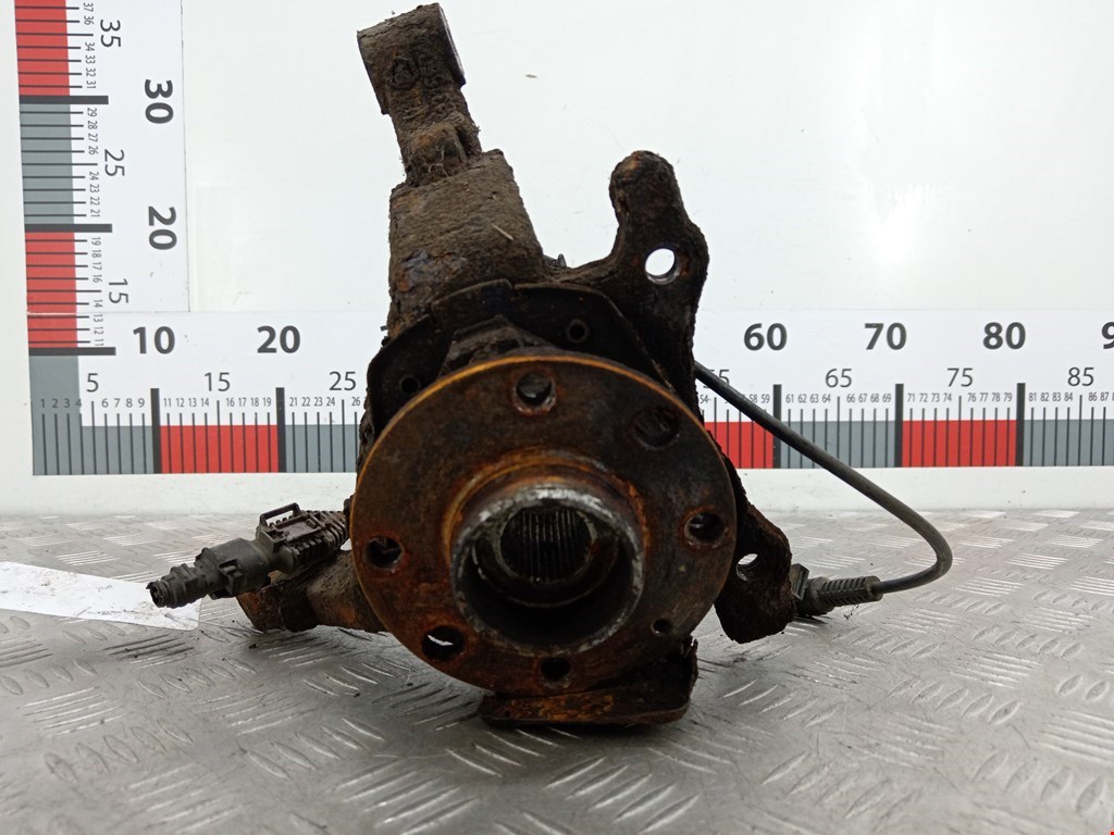 Ступица передняя правая OPEL Astra H/Family 2004-2015