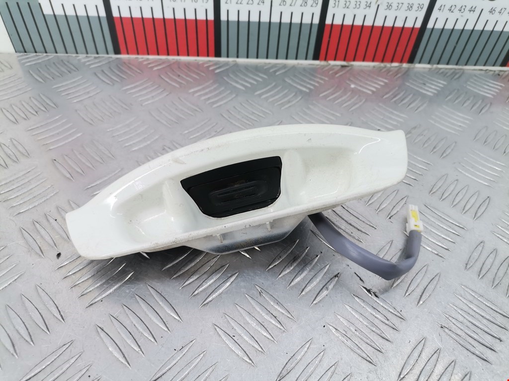 Ручка крышки багажника Nissan Micra K12 (2002-2010)