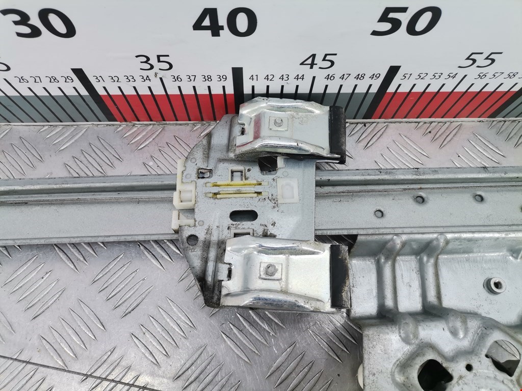 Стеклоподъемник передний правый MERCEDES-BENZ Sprinter 906 2006-2018