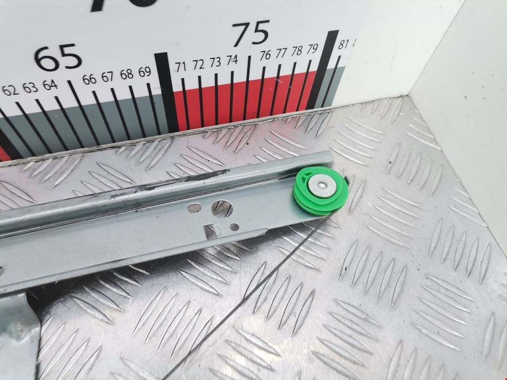 Стеклоподъемник передний правый MERCEDES-BENZ Sprinter 906 2006-2018