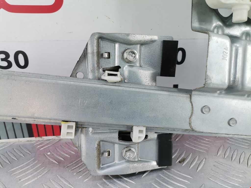 Стеклоподъемник передний правый MERCEDES-BENZ Sprinter 906 2006-2018