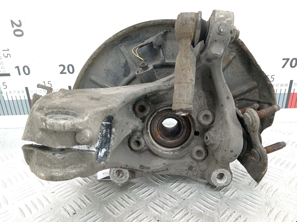 Ступица передняя правая VOLKSWAGEN Passat B7 2011-2015