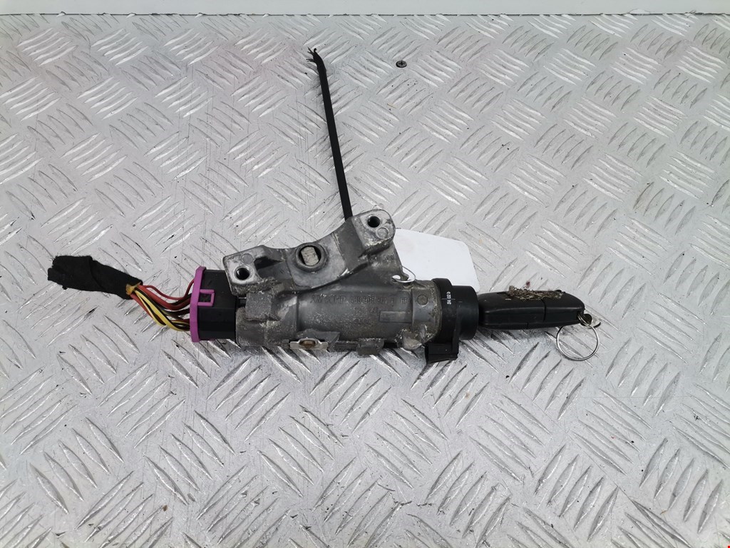 Замок зажигания AUDI A6 C5 1997-2004