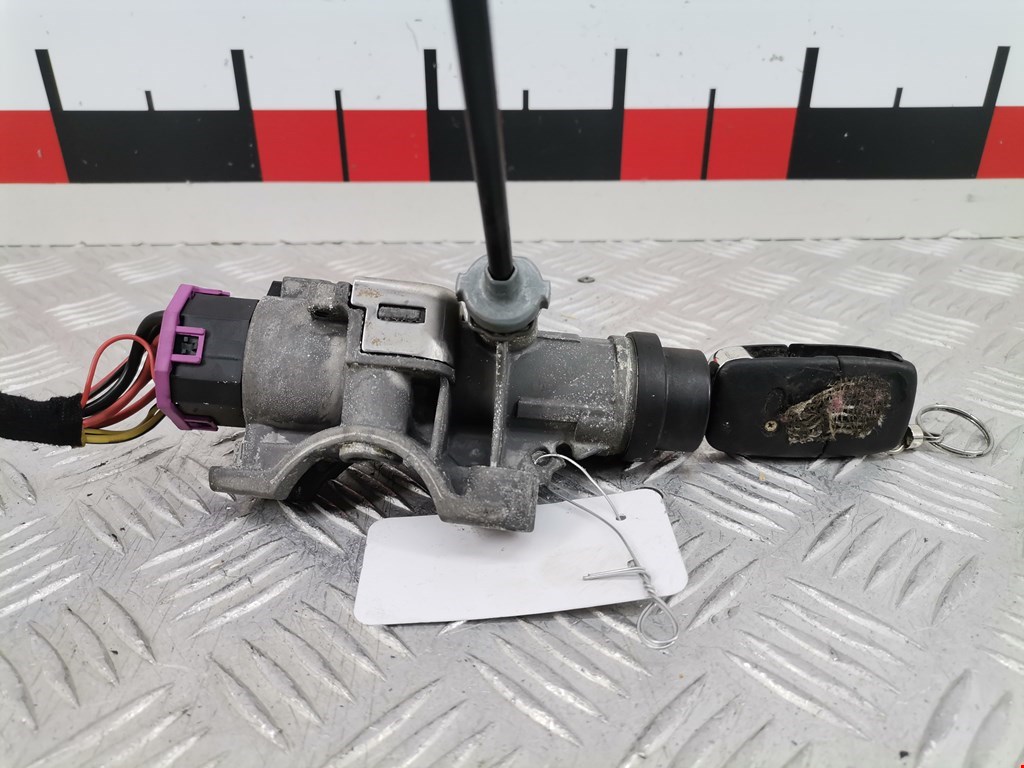 Замок зажигания AUDI A6 C5 1997-2004