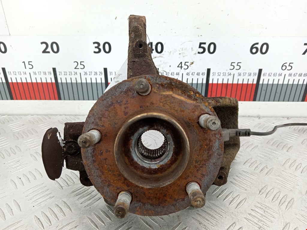 Ступица передняя правая FORD Focus II 2005-2011