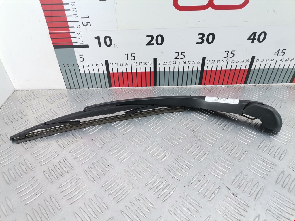 Поводок дворника задний (заднего) NISSAN Note E11 2005-2014