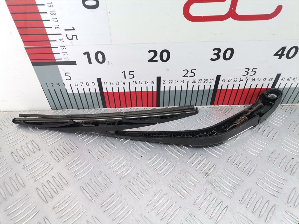 Поводок дворника задний (заднего) NISSAN Note E11 2005-2014