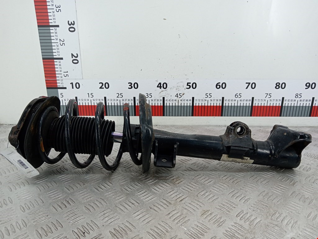 Амортизатор передний левый MERCEDES-BENZ C-Class C-klasse W204 2007-2015