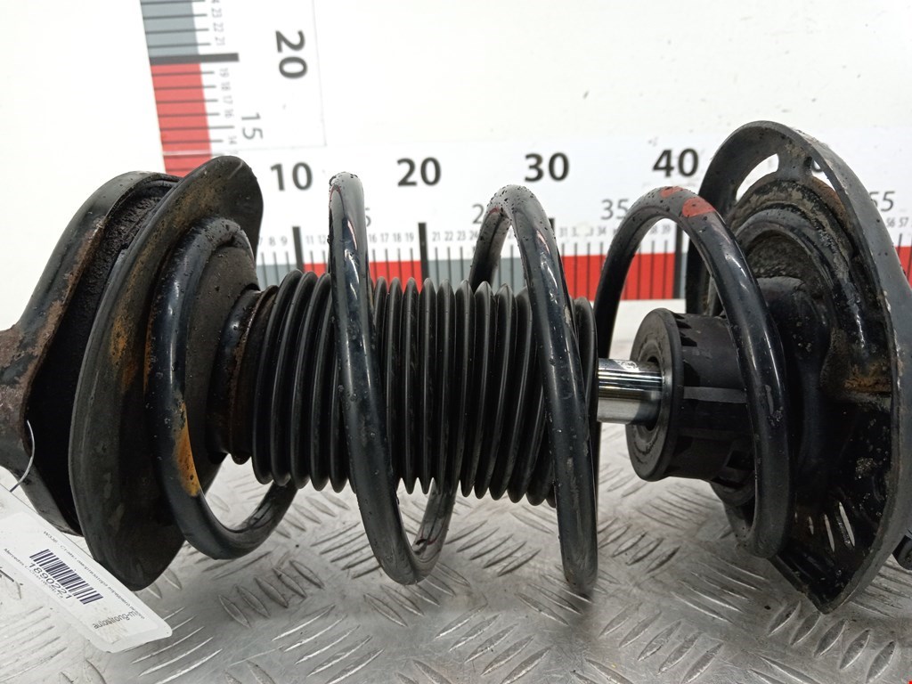 Амортизатор передний левый MERCEDES-BENZ C-Class C-klasse W204 2007-2015