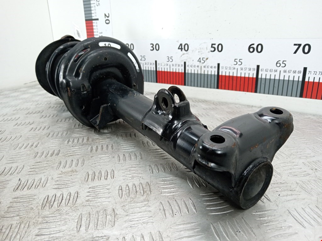 Амортизатор передний правый MERCEDES-BENZ C-Class C-klasse W204 2007-2015