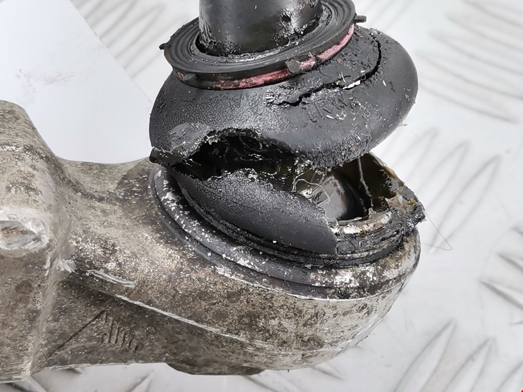 Рычаг передний правый VOLKSWAGEN Passat B5 1997-2005