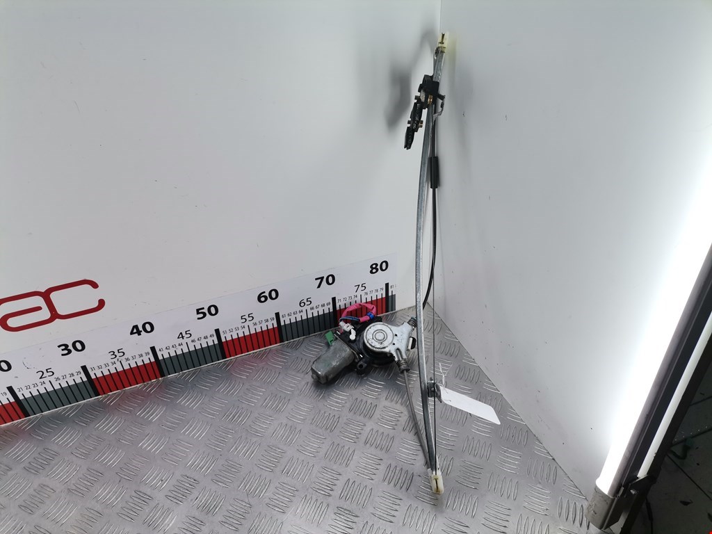 Стеклоподъемник задний правый HONDA CR-V II 2002-2007