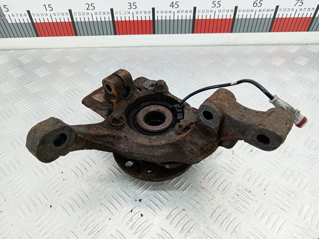 Ступица передняя правая OPEL Astra H/Family 2004-2015