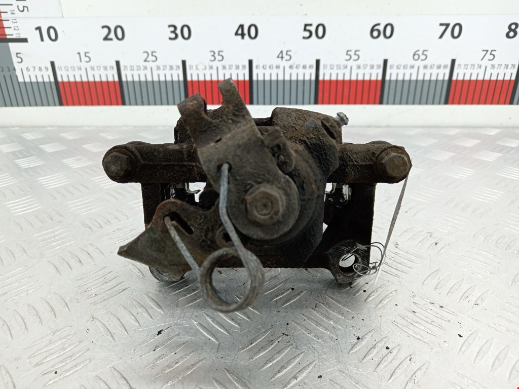 Суппорт задний левый VOLKSWAGEN Transporter T5 2003-2015