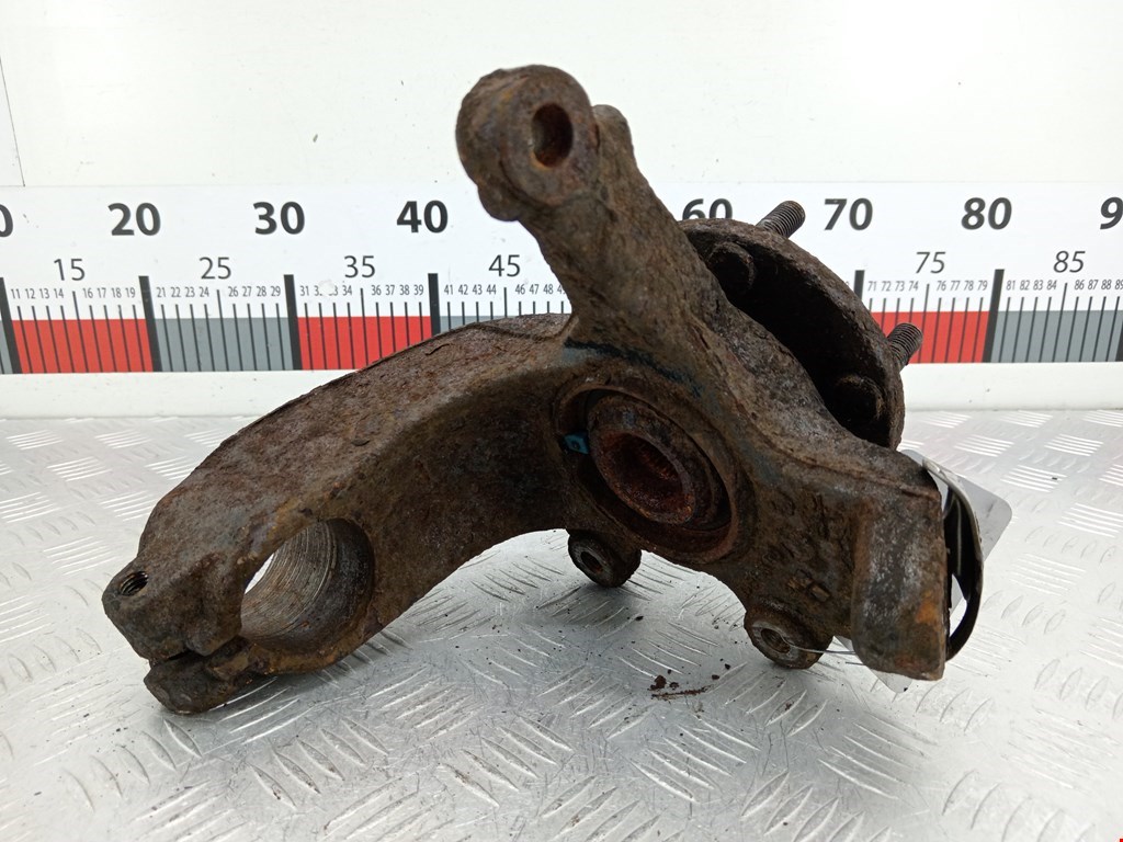 Ступица передняя правая FORD Focus II 2005-2011