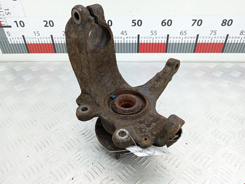 Ступица передняя правая FORD Focus II 2005-2011
