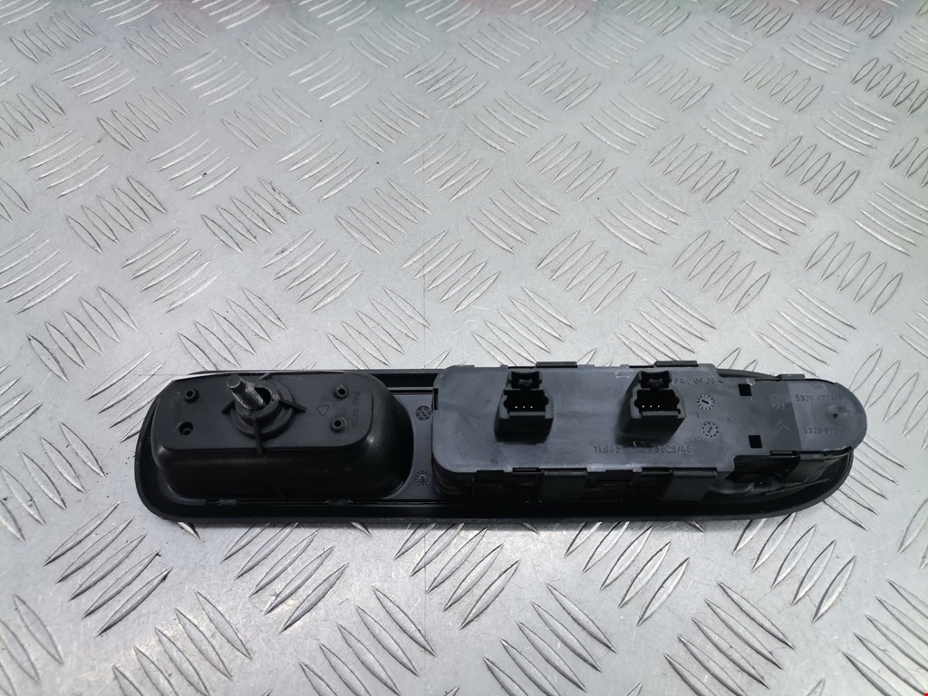 Блок управления стеклоподъемниками PEUGEOT 407 2004-2010