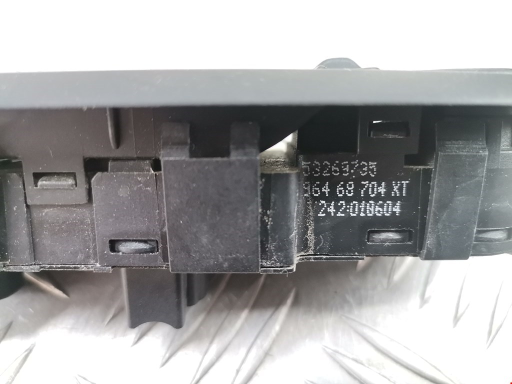 Блок управления стеклоподъемниками PEUGEOT 407 2004-2010