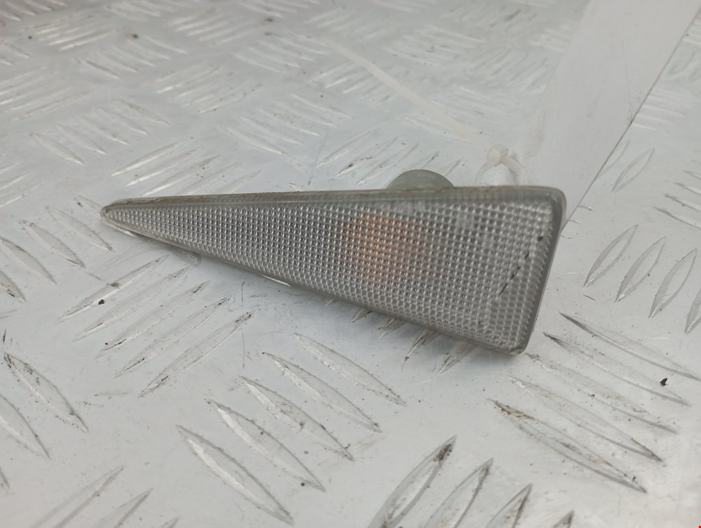 Повторитель на крыло RENAULT Espace 2003-2014