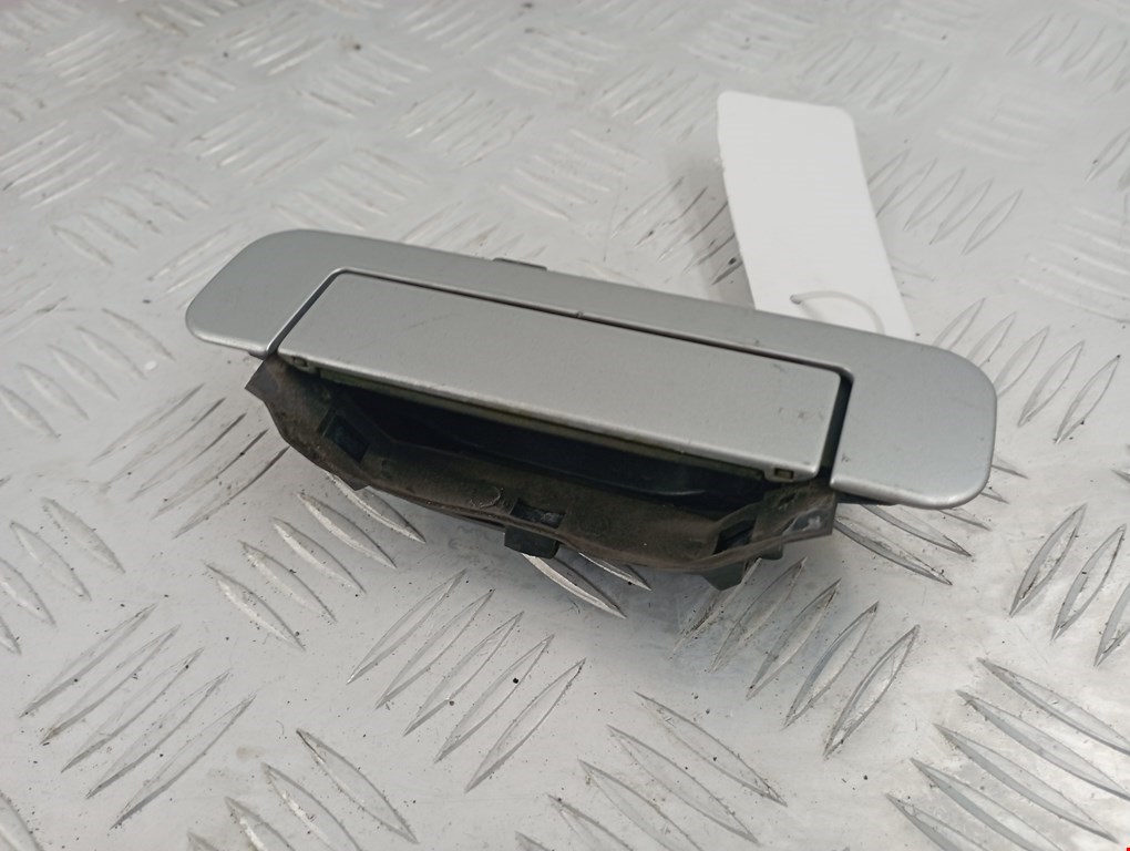 Ручка двери задней наружная левая AUDI A4 B5 1995-2001