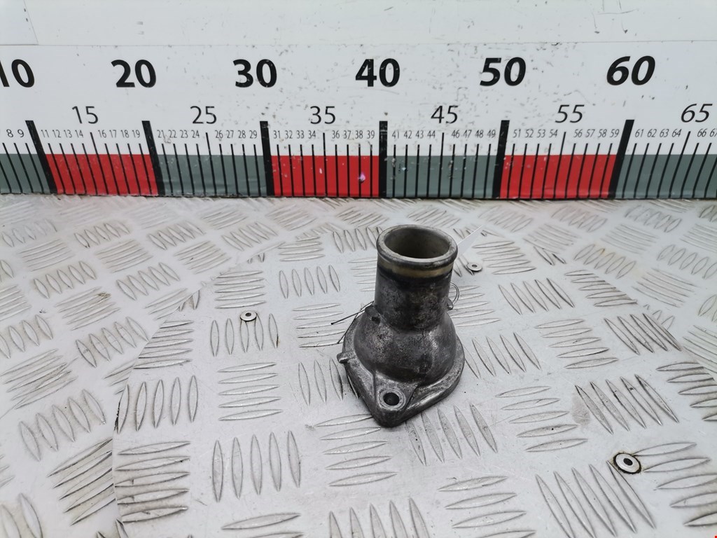 Корпус термостата LEXUS IS 1999-2005