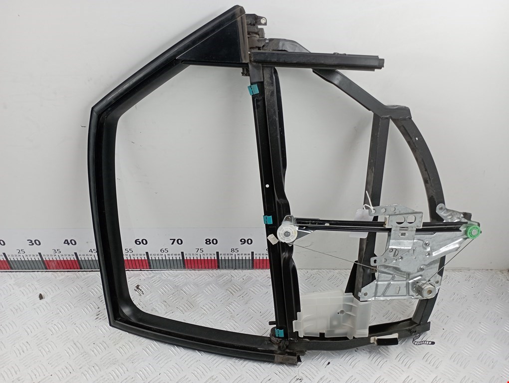 Стеклоподъемник задний левый AUDI A4 B5 1995-2001