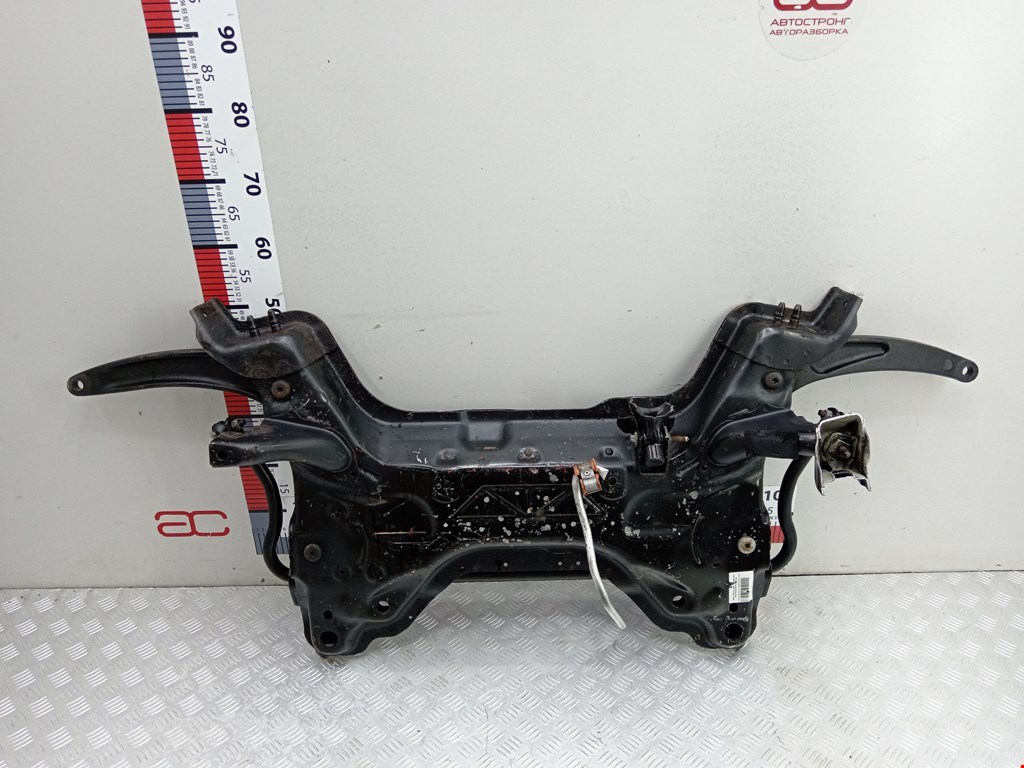 Балка передняя подрамник Citroen C4 1 (2004-2011)