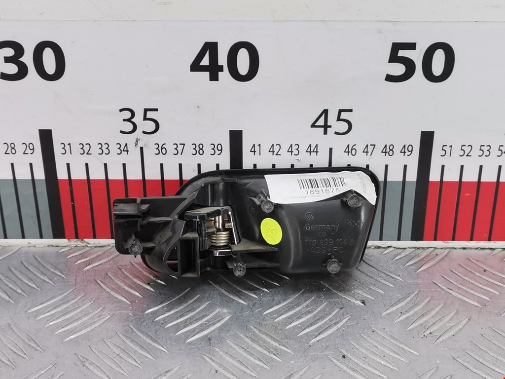 Ручка дверная задняя внутренняя правая VOLKSWAGEN Touran 2003-2010