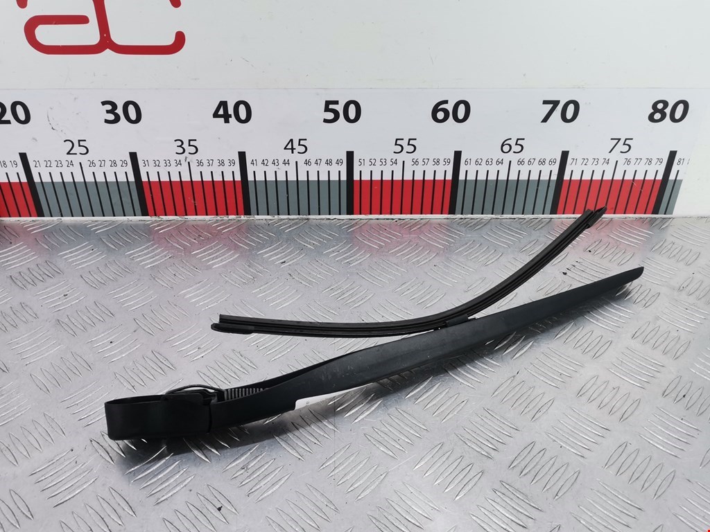 Поводок дворника задний (заднего) BMW 5er 5 серия F10/F11/F07 2009-2017