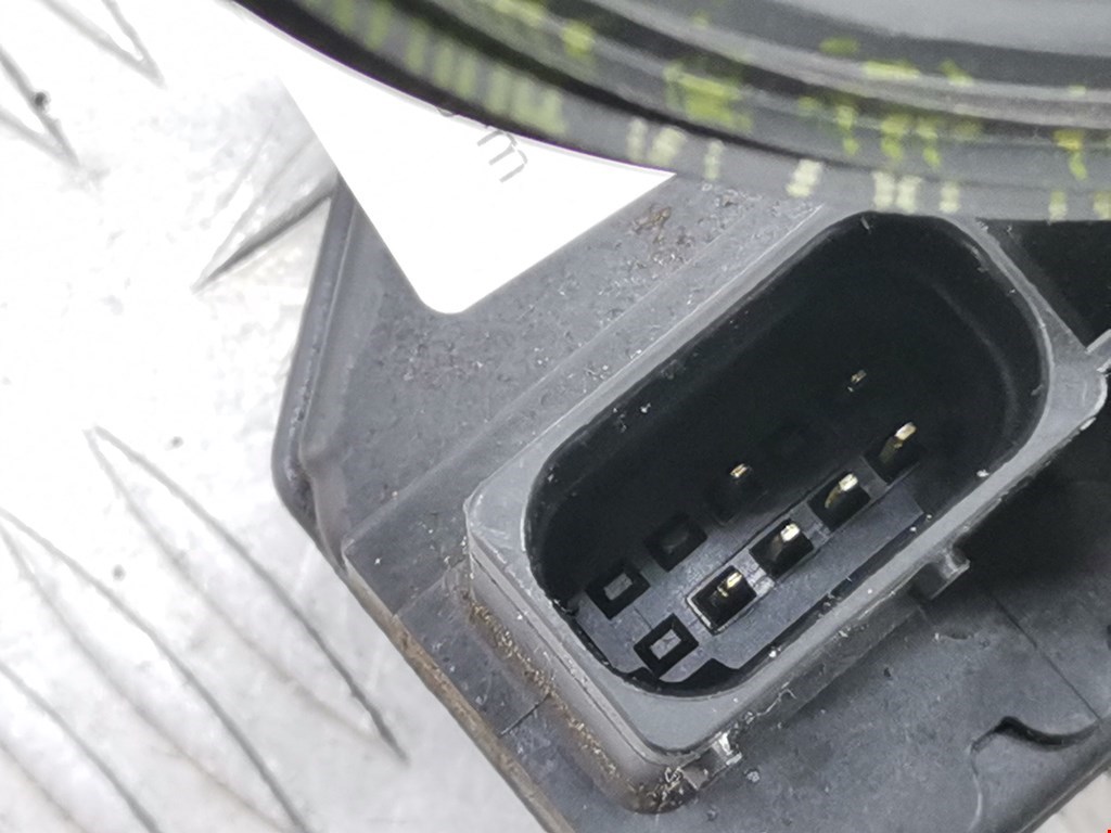 Замок двери передней левой OPEL Astra J 2009-2017