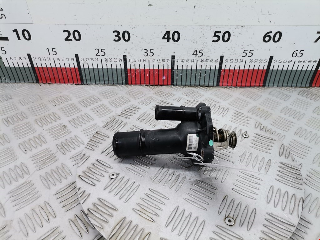 Корпус термостата FORD Focus II 2005-2011