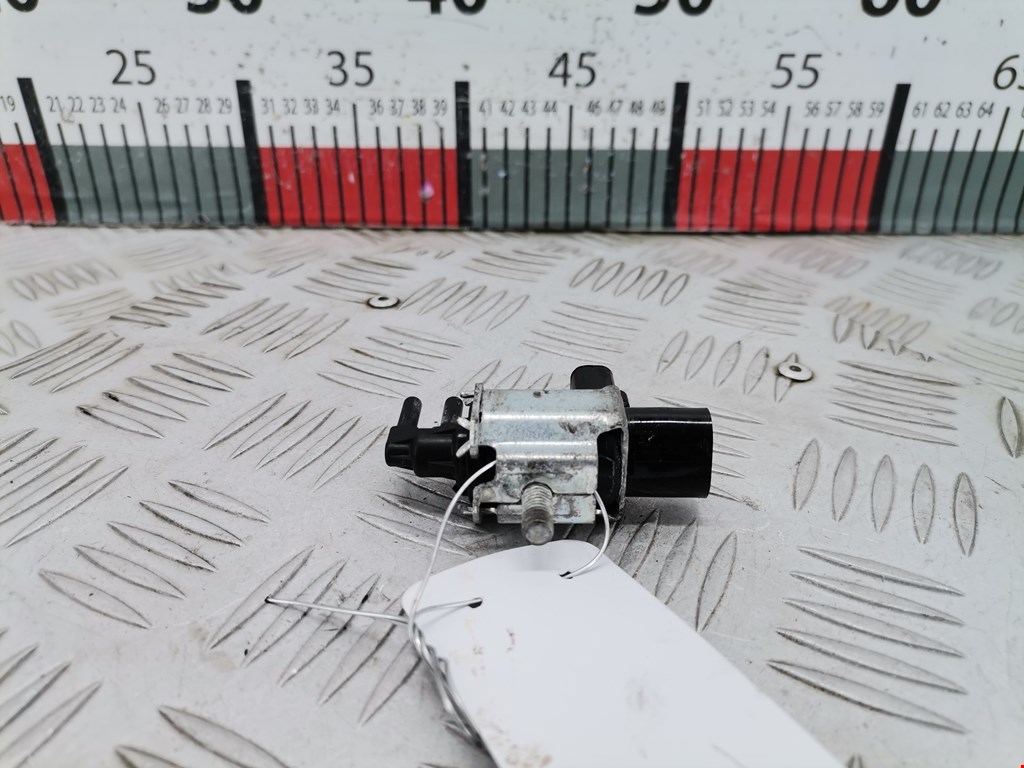 Клапан воздушного фильтра Ford Focus 2 (2004-2011)