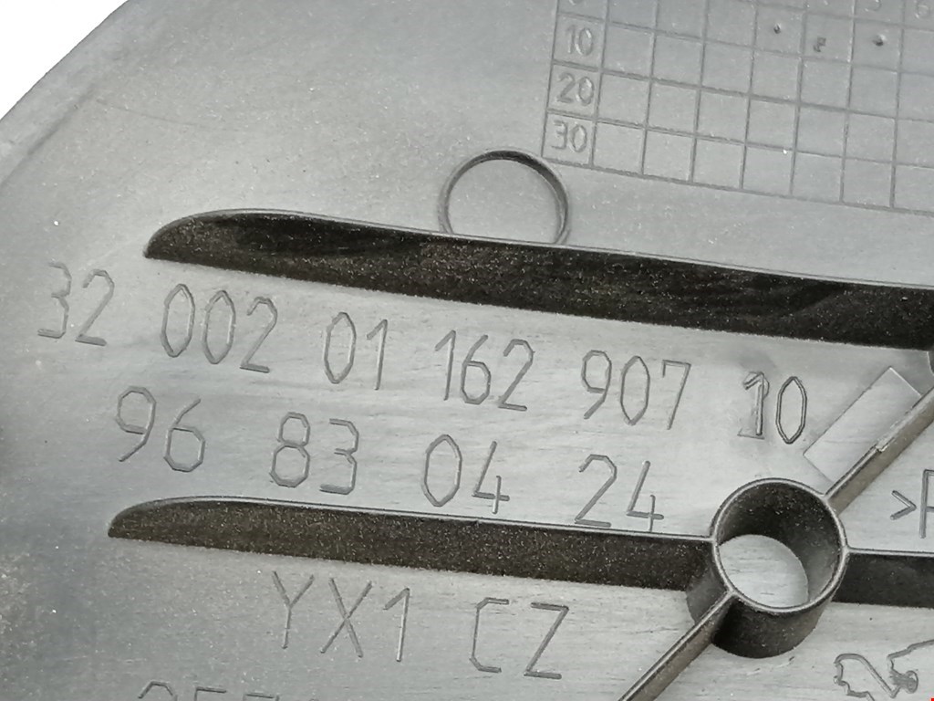 Накладка декоративная CITROEN C3 Picasso 2009-2017