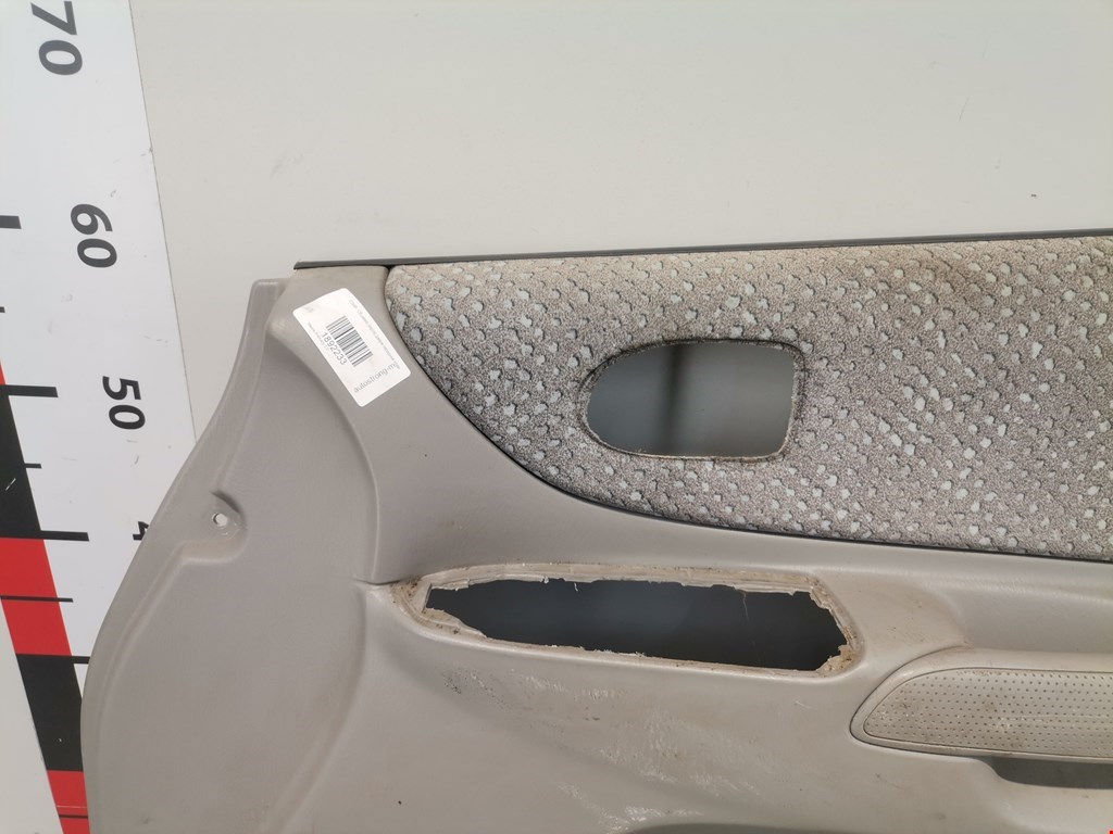 Обшивка двери передняя правая MAZDA Premacy CP 1999-2004