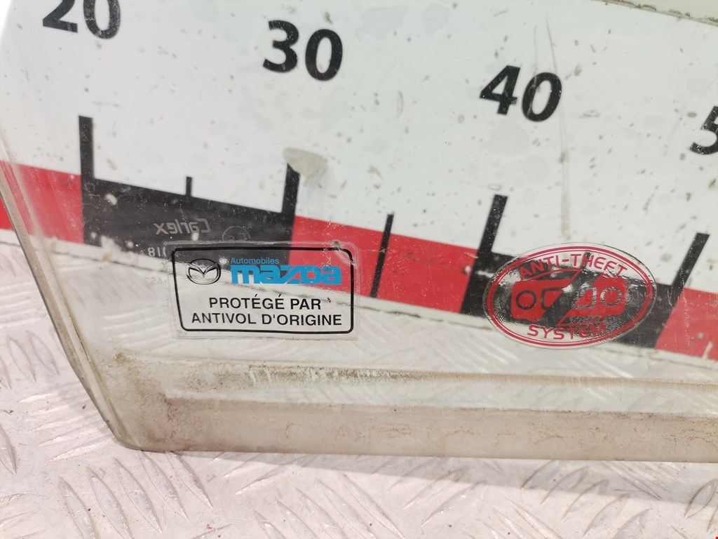 Стекло двери переднее правое MAZDA Premacy CP 1999-2004